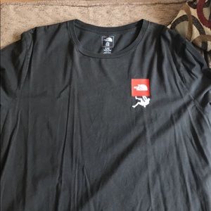 Men’s North Face Long Sleeve Shirt